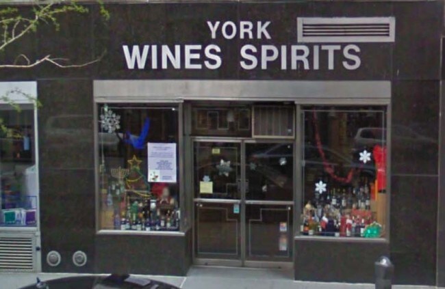 Photo - 345 E 69th St