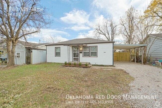 Building Photo - 1240 NW 98th St Rental