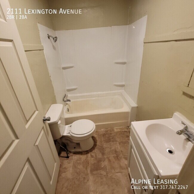 Building Photo - 2111 Lexington Ave Rental