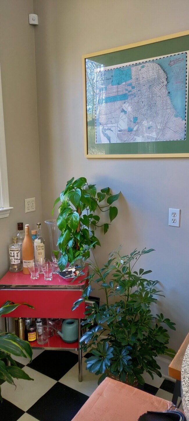 Photo - 584 Seminole Ave NE Unit B