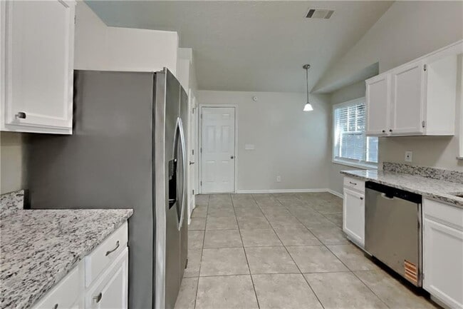 Photo - 3472 Erin Glen NW