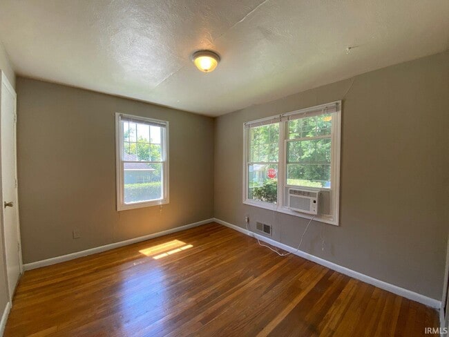 Photo - 913 S Lincoln St