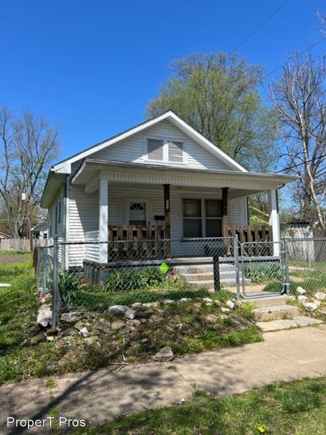 2 br, 1 bath House - 660 Taylor Avenue - 2 br, 1 bath House - 660 Taylor Avenue