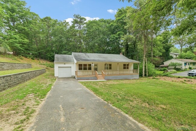 22 Red Maple Rd