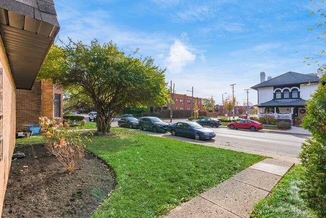 Photo - 1170 Bryden Rd Unidad D