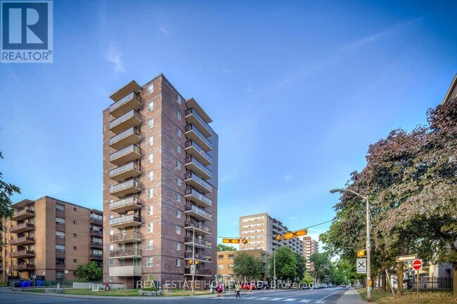 Photo - 1145 Logan Ave Unit 202