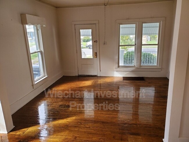 Photo - 607 Prospect Ave