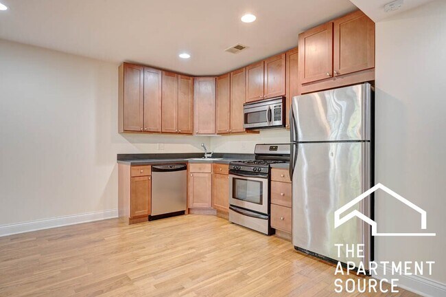 Photo - 2836 N Albany Ave Unidad G