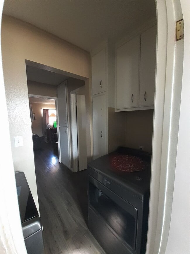Photo - 516 N M St Unit #1
