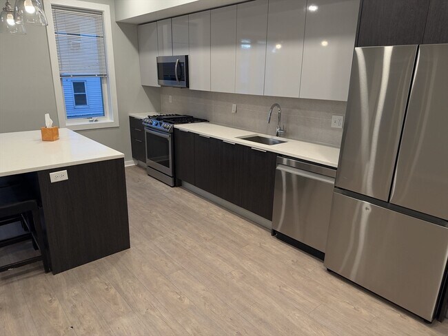 Photo - 14 Ward St Unit 302