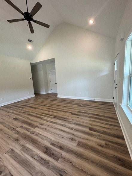 201 Oak Ave