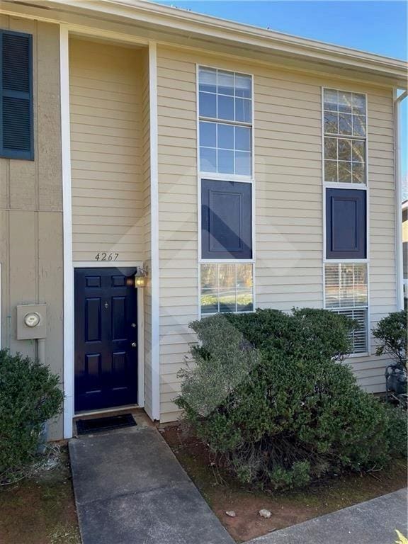 Photo - 4267 Grogan St