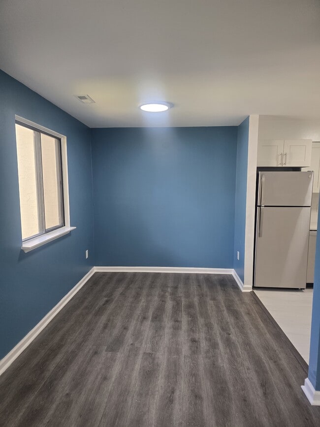 2427 Bayberry Ct Unit The Woodlands