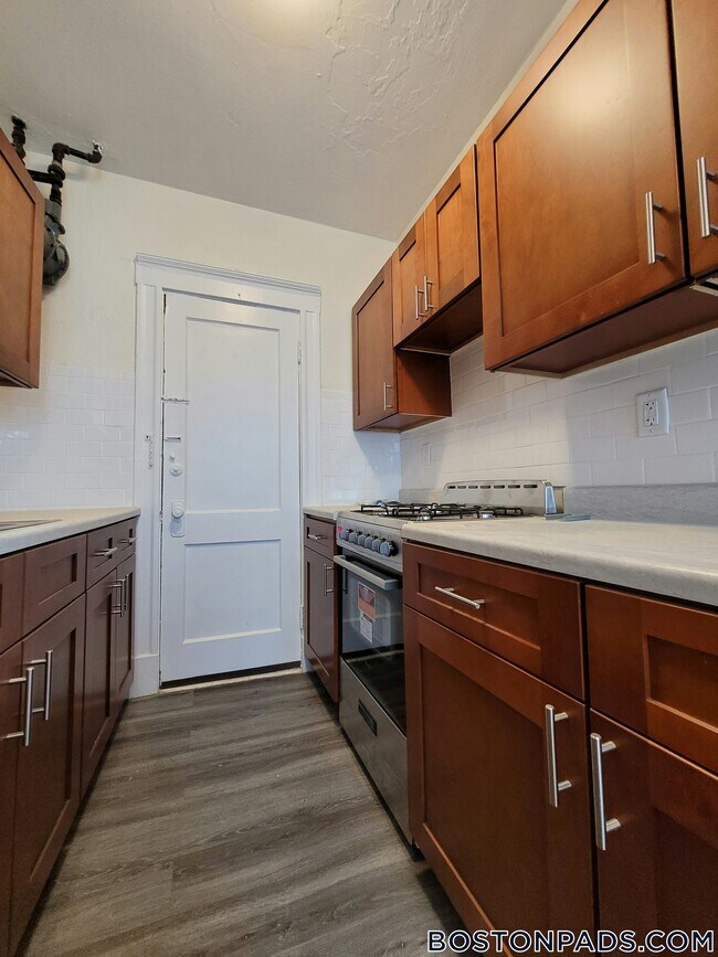 Building Photo - 1163 Boylston St Rental