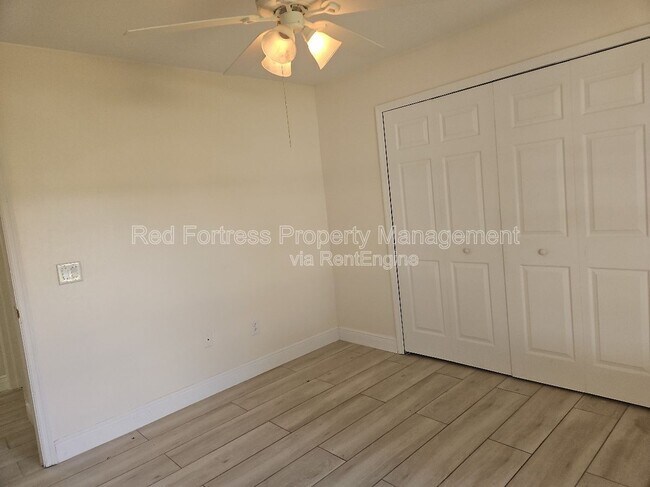 Photo - 1420 SE 19th St
