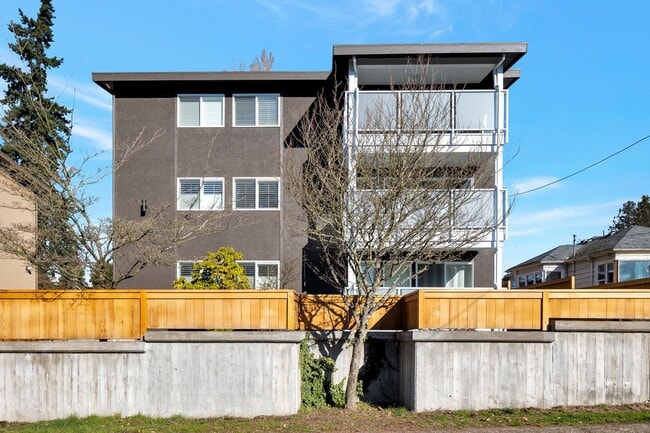 Photo - Great 2bd 2ba located in Old Burien Unit B