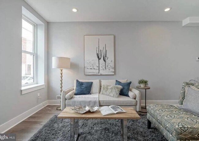 Photo - 1917 Pierce St