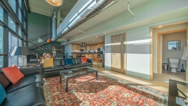 Building Photo - 417 E Kiowa St Unit 417 E Kiowa St #1203