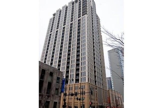 Building Photo - 1250 S Michigan Ave Unit 502