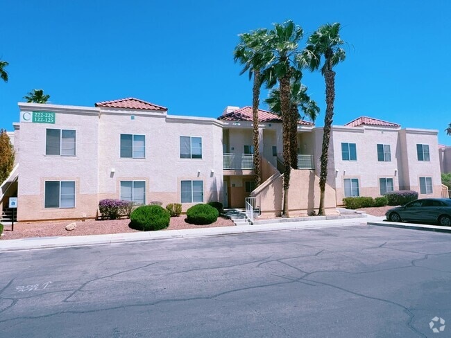Building Photo - 2b2b Condo Tropicana/Jones $1450 Unit 224