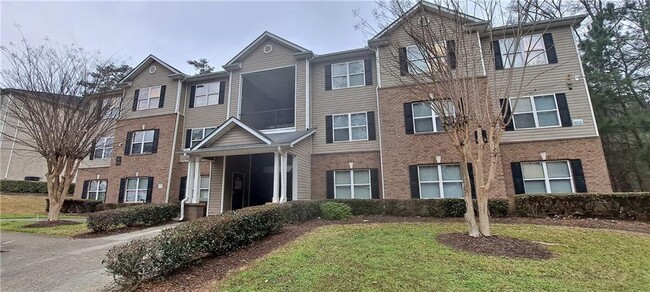 Building Photo - 7104 Fairington Ridge Cir