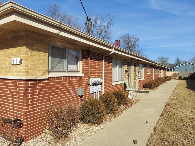 Photo - 711 S West St