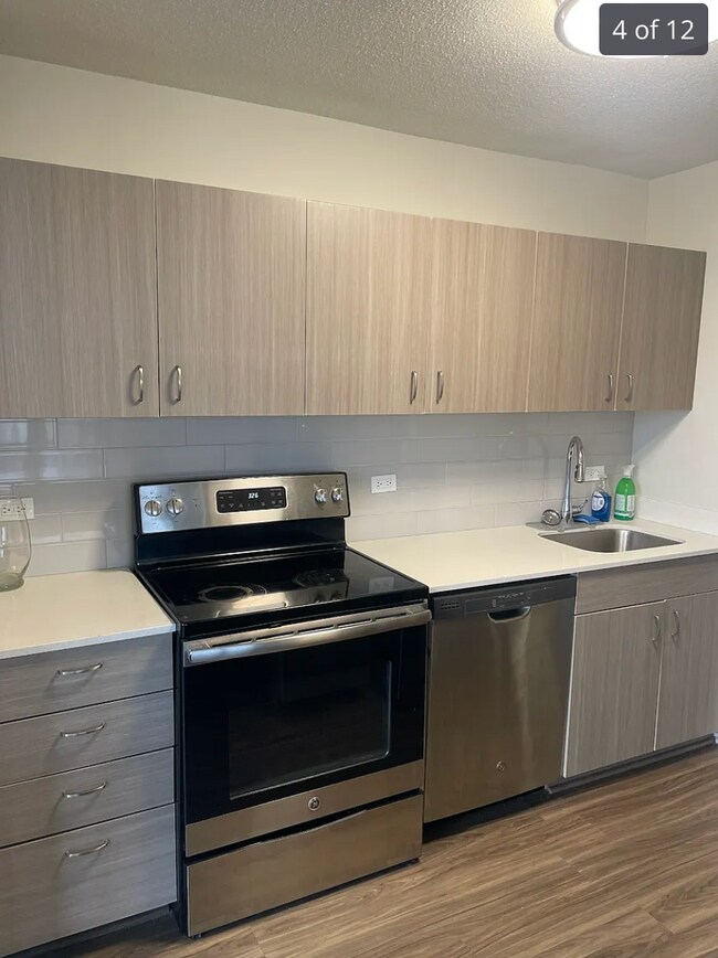 Photo - 1122 N Dearborn St Unit 1