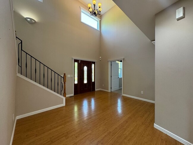 Photo - 4467 Castlerock Dr