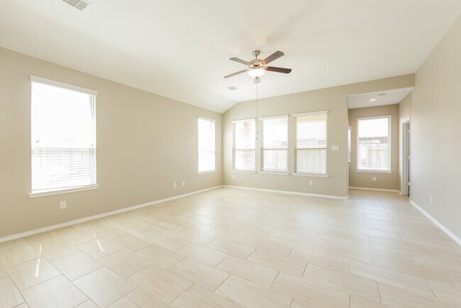 Photo - 5647 Claymore Meadow Ln
