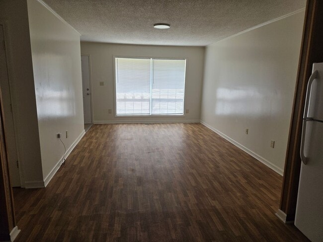 Photo - 159 Hazeldale Ln