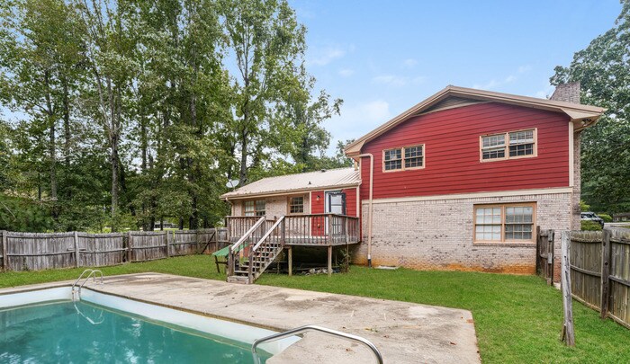 Photo - 2069 Christian Cir SE