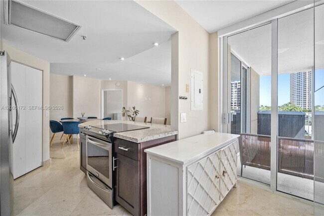 Photo - 701 Brickell Key Blvd Unit 710