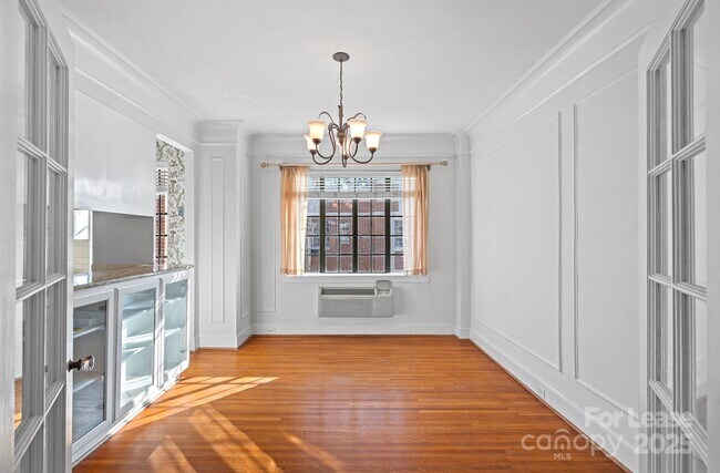 Photo - 301 W 10th St Unit 502