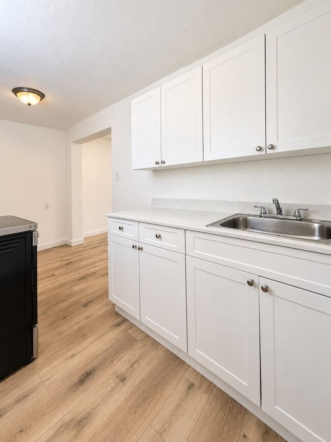 840 NW 10th St Unit 5