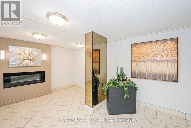 Photo - 18 Knightsbridge Rd Unit 304