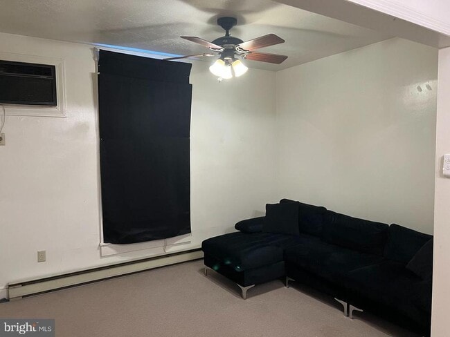 Building Photo - 110 S Charles St Unit 8