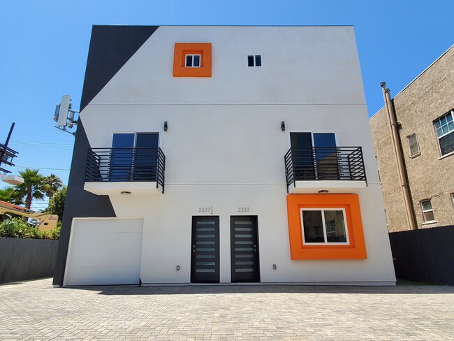 Photo - 2337 S Crenshaw Blvd Unidad 2337