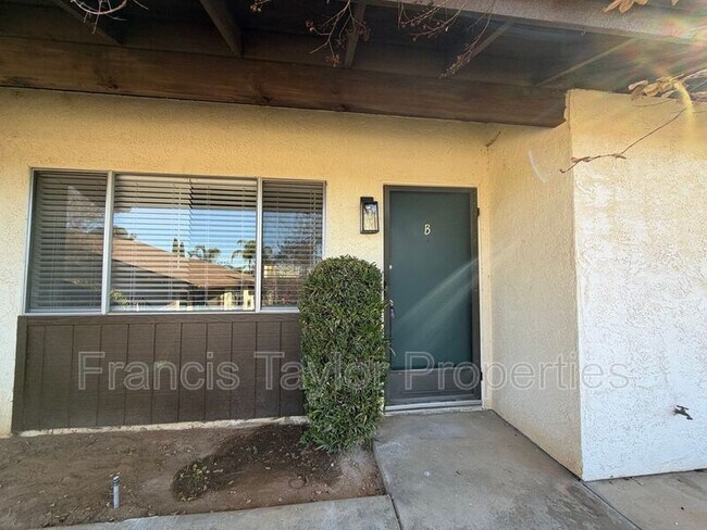 Photo - 1634 S Juniper St Unit B