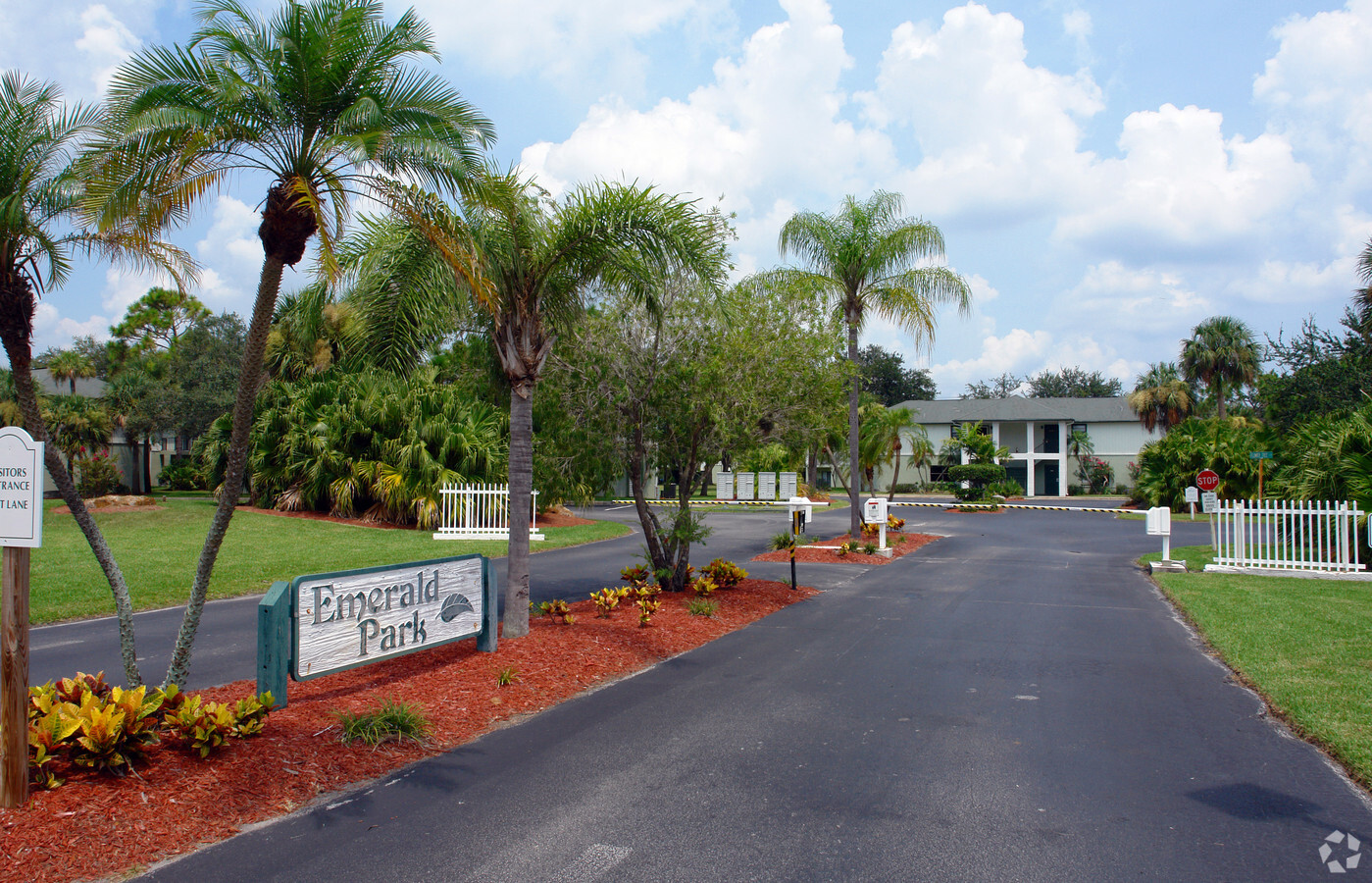 Photo - Emerald Park Condominiums