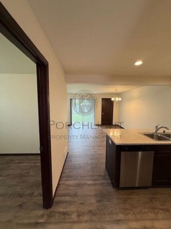 Building Photo - 2041 Andress Ln