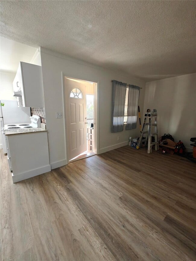 Photo - 421 NE 1st St Unit 114