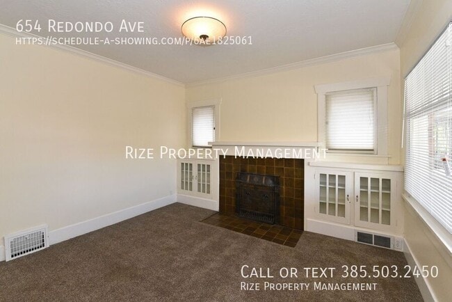 Photo - 654 E Redondo Ave