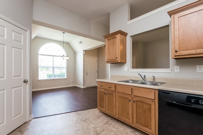 Photo - 7972 Ridgedale Dr