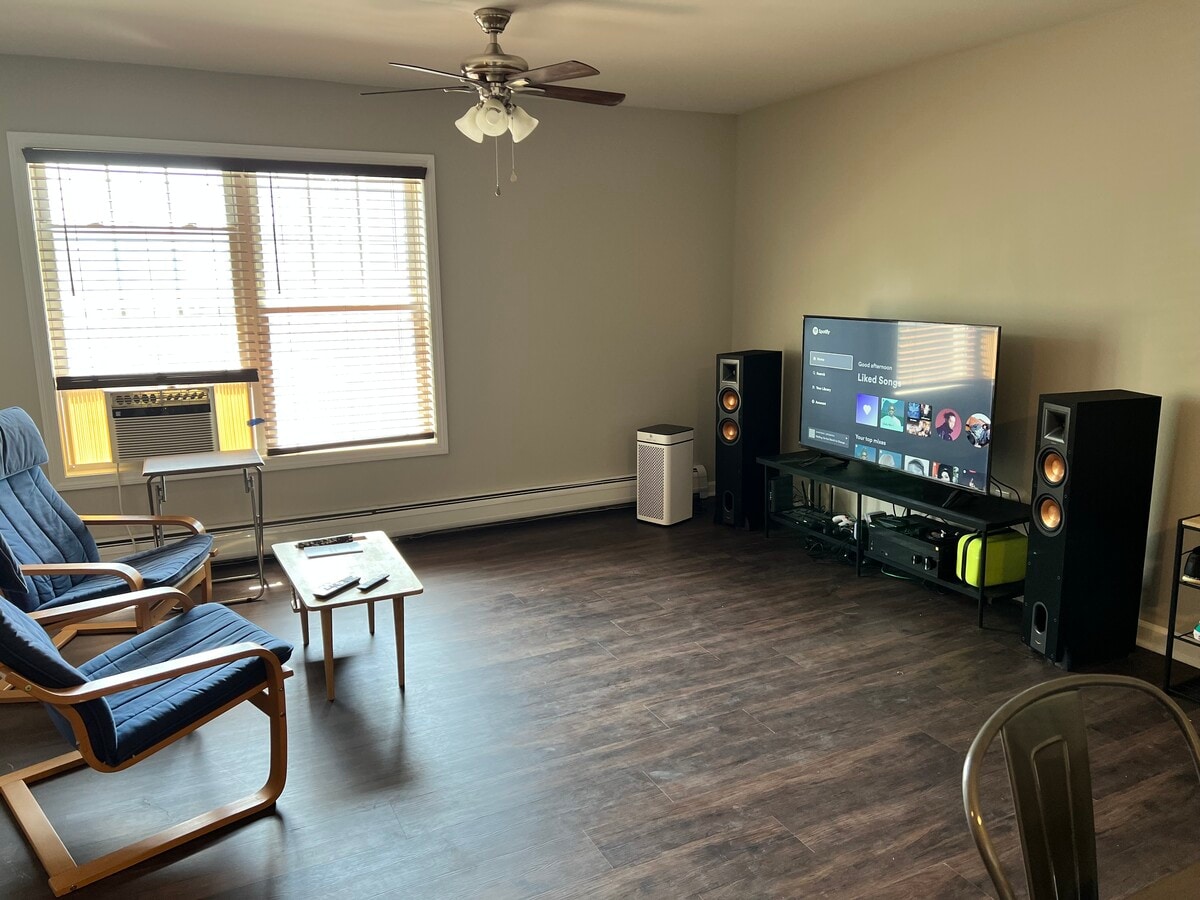 Photo - 235 Main St Unidad 202