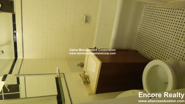 Photo - 349 Pleasant St Unit B1-4