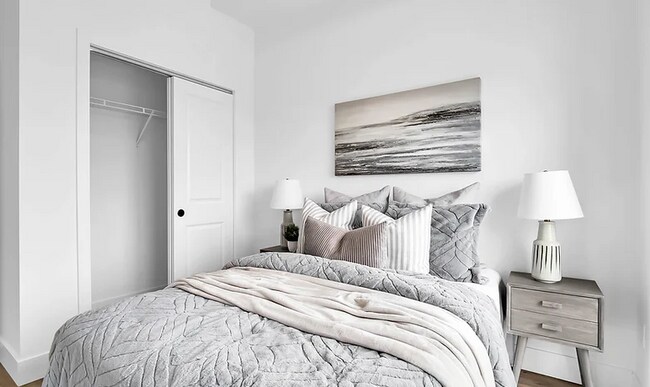 Photo - Uptown Gainsborough