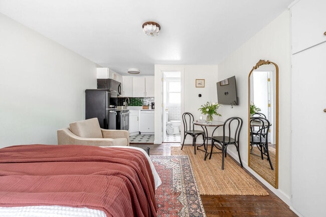 Photo - 179 W Wilson St Unit SI ID1468340P