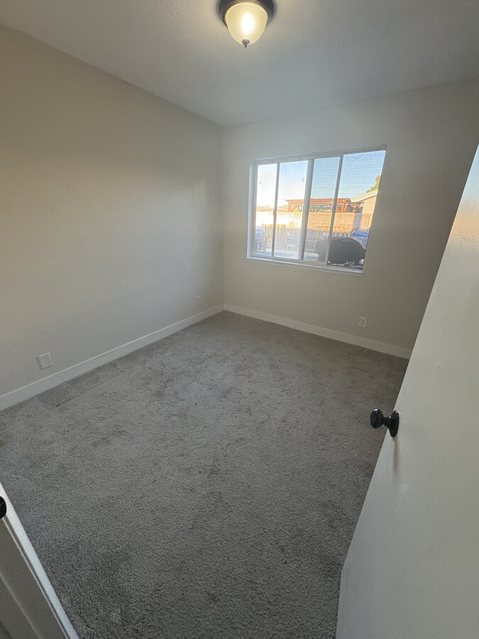 Photo - 429 Summit Dr