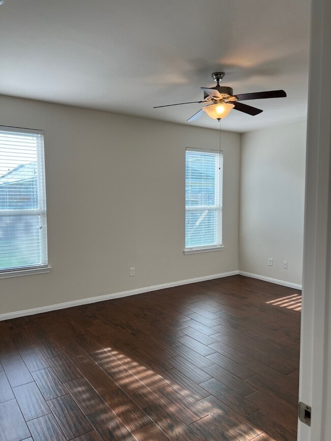 Photo - 1238 S Maple Dr