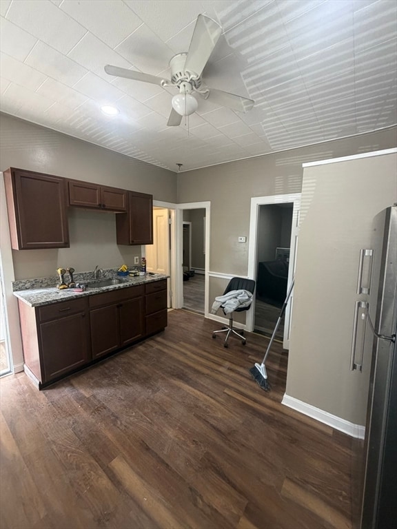 Building Photo - 531 Ash St Unit 1